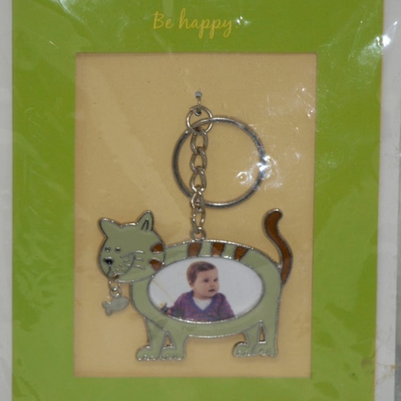 Adorable Cat with Photo insert Keychain, Gift Card, Kitty,Cats, New in plastic, - Picture 2 of 3